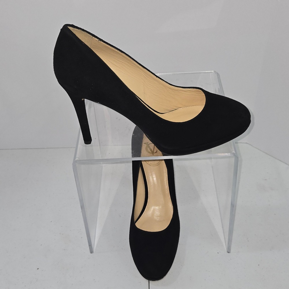 VC Signature Vince Camuto Black Suede Pumps Heels Made in Italy Size 6 AC359